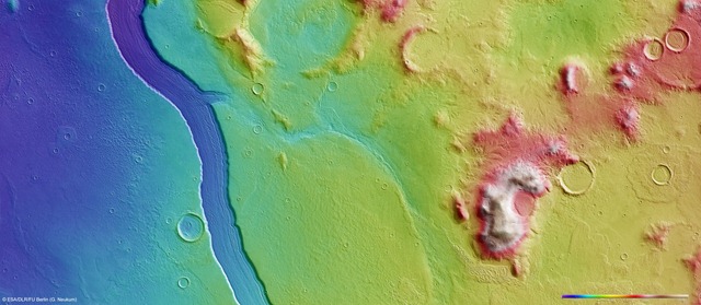Le profil d’une grande rivière sur Mars.