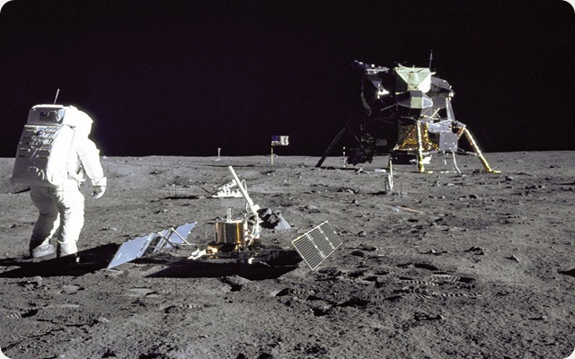 Neil Armstrong n’aurait-il pu marquer qu’un seul but, lors de son voyage sur la Lune ?