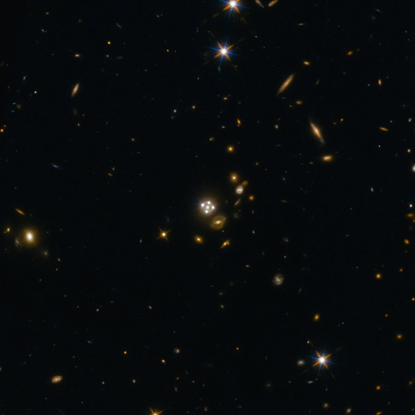 En s’appuyant sur l’effet de lentille gravitationnelle des chercheurs confirment que l’Univers s’étend plus rapidement que prévu