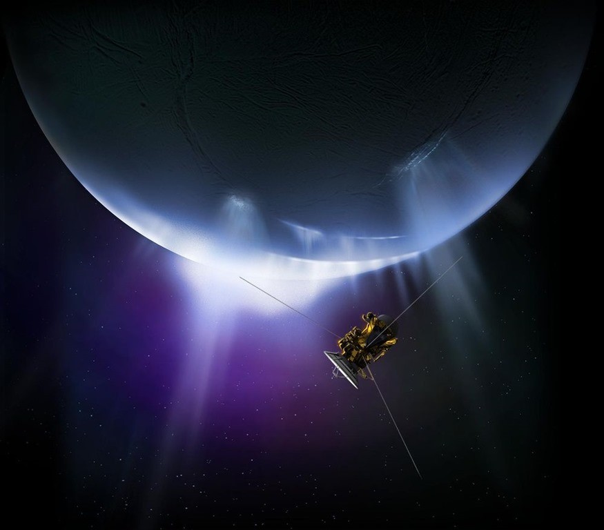 La NASA confirme que la lune de Saturne, Encelade, est comme “une boutique de bonbons pour microbes”