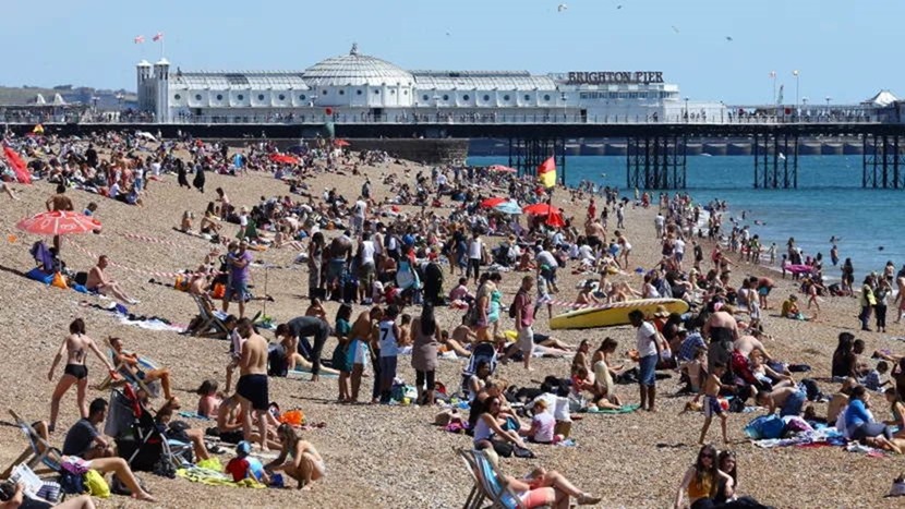 Plus tôt que prévu : des experts avertissent que des températures estivales de 40°C pourraient être courantes au Royaume-Uni