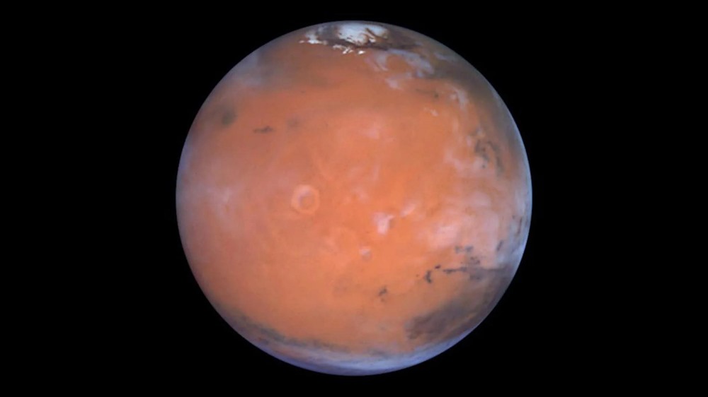 Découverte de 3 autres grands réservoirs d’eau très salée sous la surface de Mars