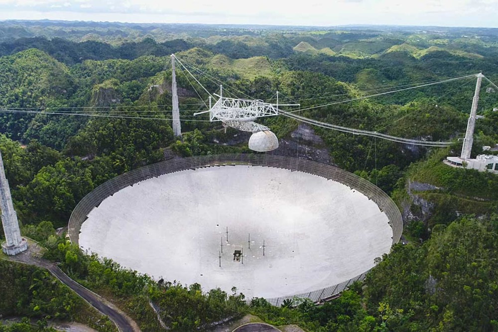 E.T téléphone cassé : un nouvel accident de câble a bien détérioré le grand radiotélescope d’Arecibo