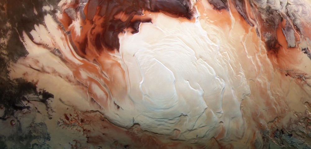 Il y aurait encore plus de lacs souterrains sur Mars