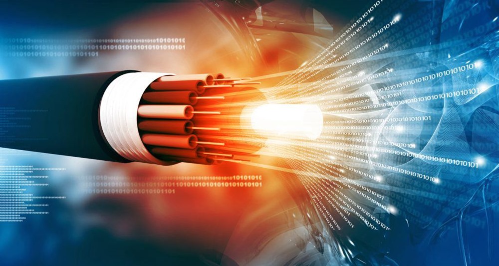 Record de transmission par fibre optique : 20 fois le trafic internet mondial par seconde