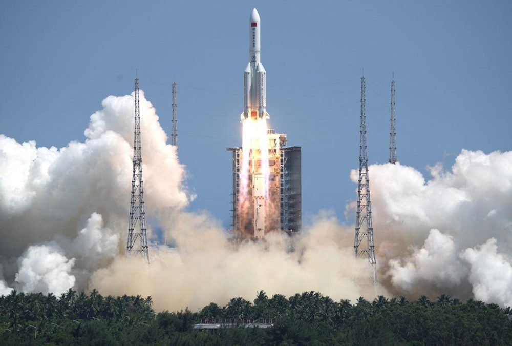 De volumineux composants d’un lanceur de fusée chinois pourraient retomber sur Terre la semaine prochaine