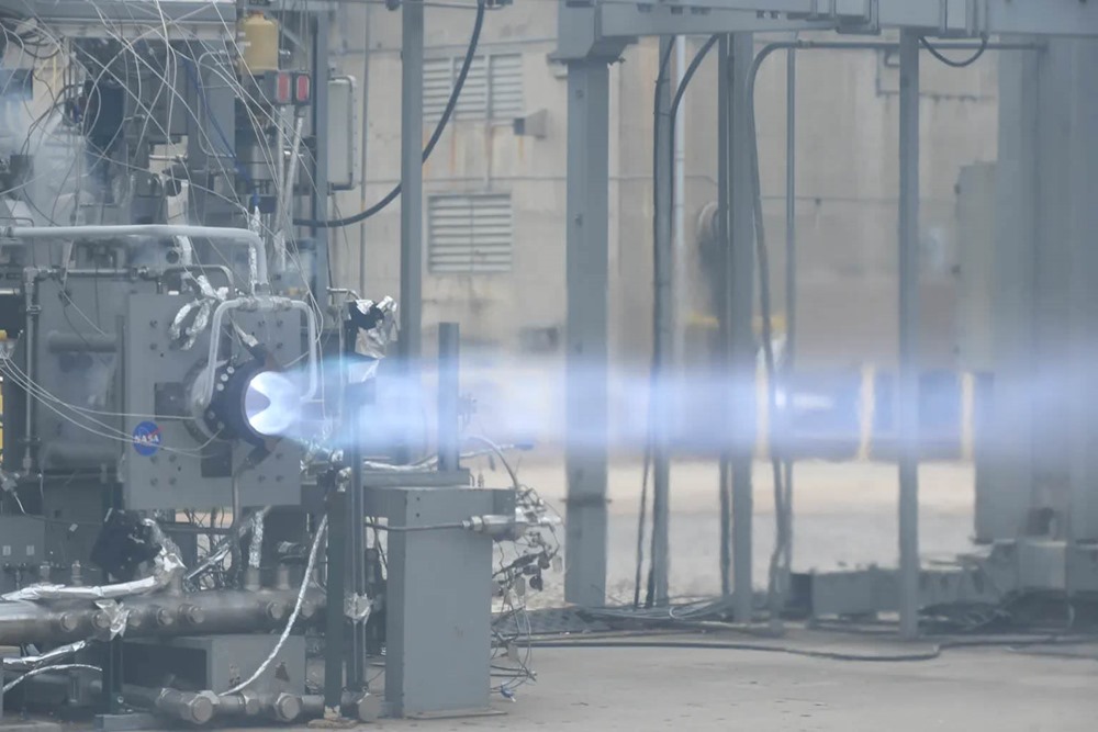 La NASA réalise une combustion soutenue d’un moteur-fusée révolutionnaire