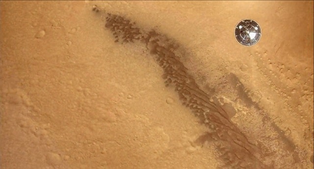 Encore ! Une nouvelle vidéo de la descente du Curiosity, sur Mars, encore plus belle, plus lisse et plus fluide.