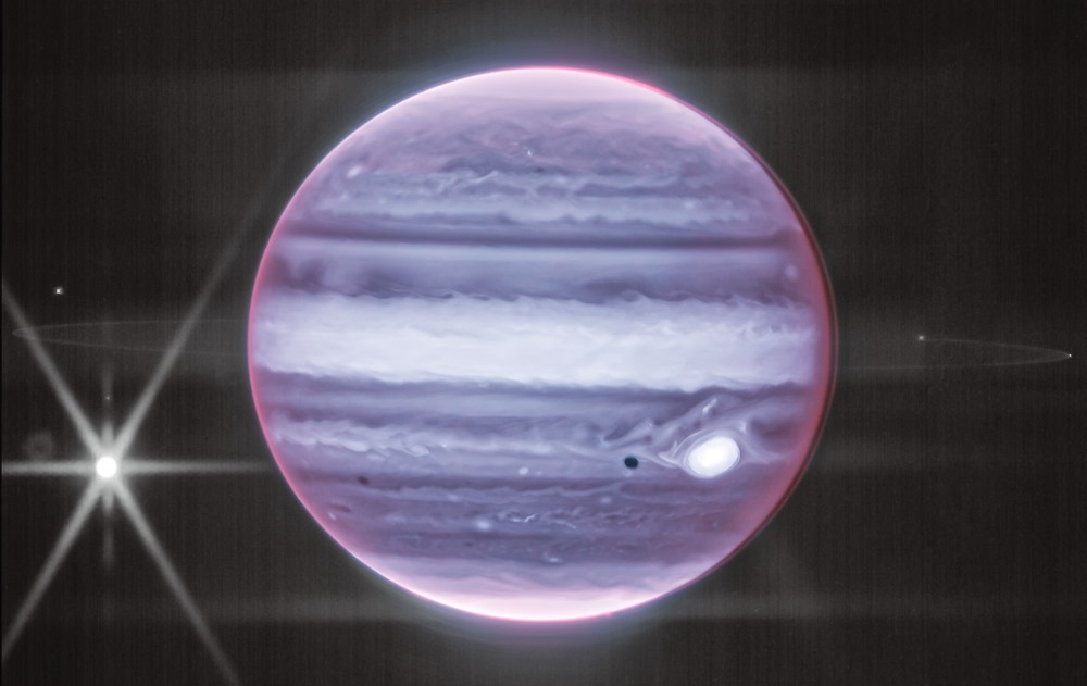 Pourquoi Jupiter ne possède pas de grands et majestueux anneaux comme Saturne ?