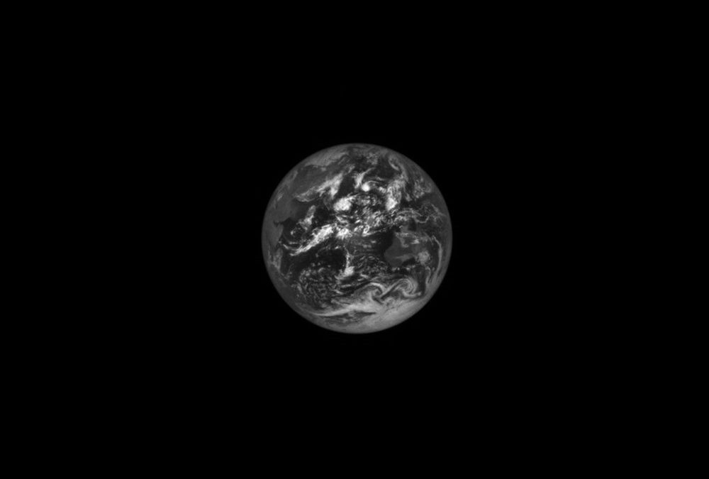 Une nouvelle perspective de la distance entre la Lune et la Terre par la sonde Lucy qui se dirige vers Jupiter